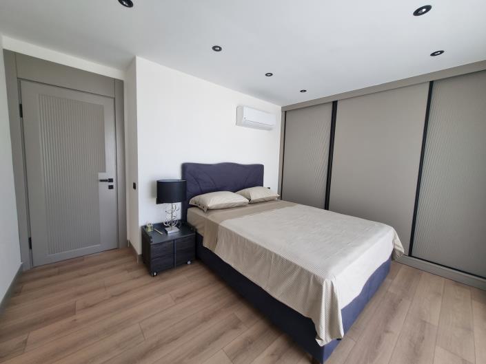 Image No.15-4 Bed Villa / Detached for sale