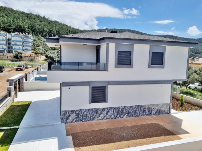 Image No.4-4 Bed Villa / Detached for sale