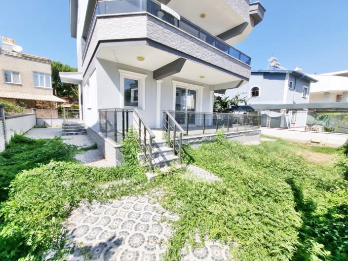 Image No.3-Villa / Détaché de 4 chambres à vendre à Yesilkent