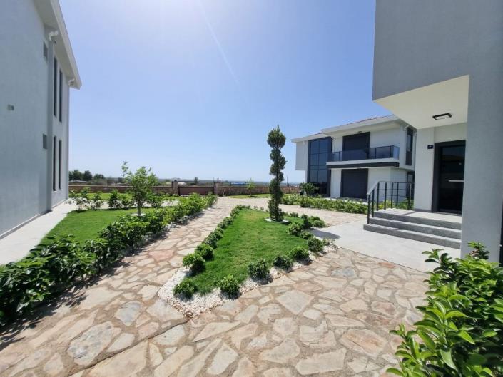 Image No.9-3 Bed Villa / Detached for sale