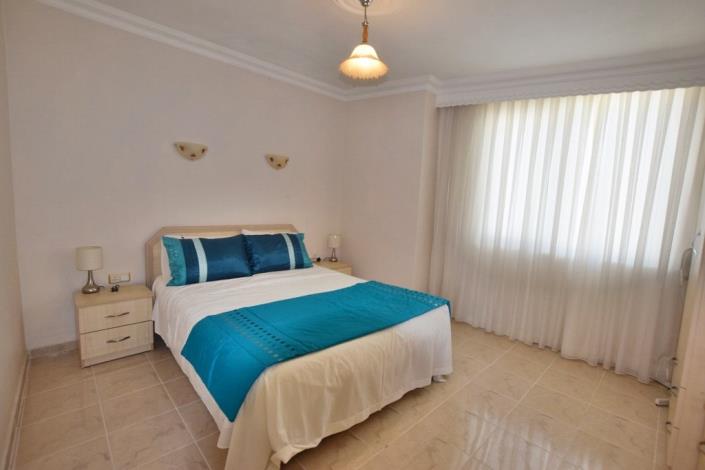 Image No.25-4 Bed Duplex for sale