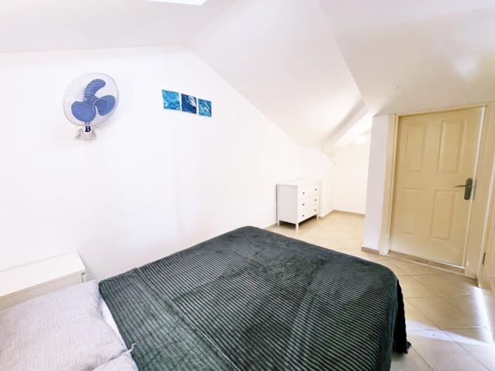 Image No.33-3 Bed Duplex for sale