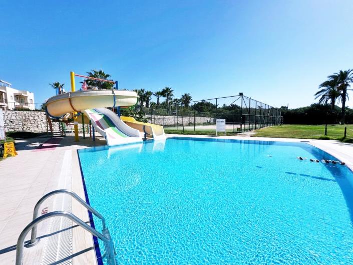 Image No.8-3 Bed Duplex for sale