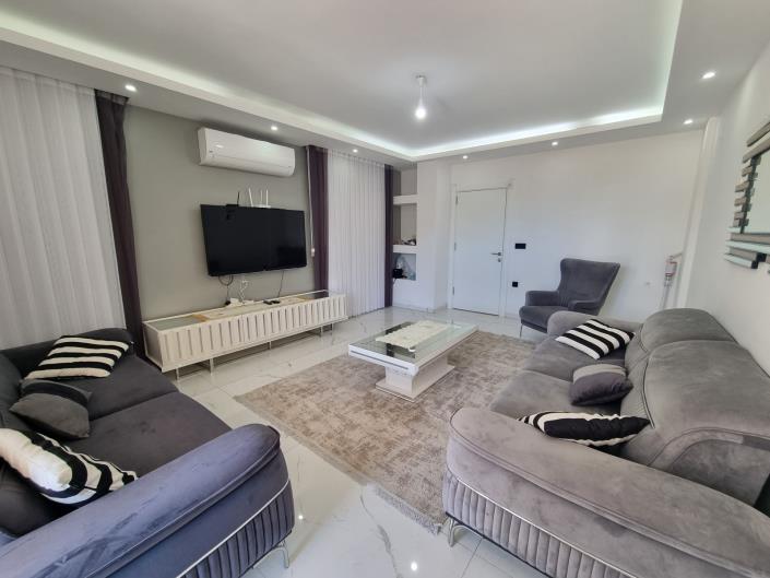 Image No.10-3 Bed Semi-Detached for sale