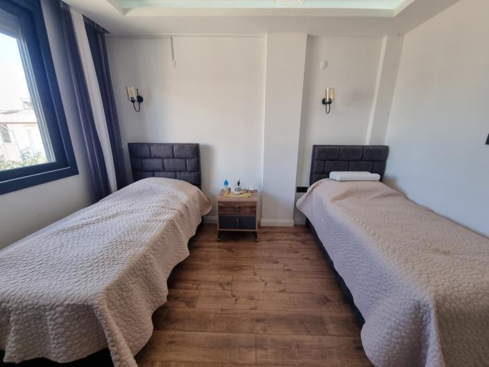 Image No.22-3 Bed Semi-Detached for sale