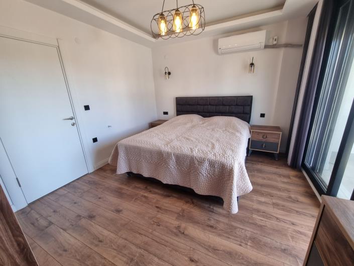 Image No.27-3 Bed Semi-Detached for sale