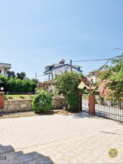 Image No.24-4 Bed Villa / Detached for sale