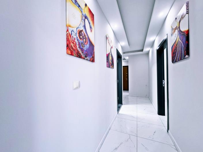 Image No.17-2 Bed Apartment for sale