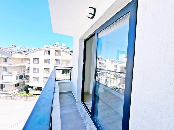 Image No.15-3 Bed Duplex for sale