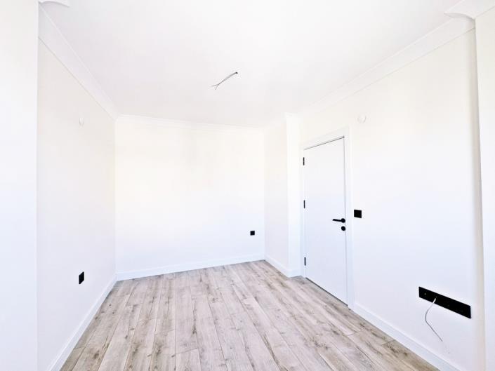 Image No.22-3 Bed Duplex for sale