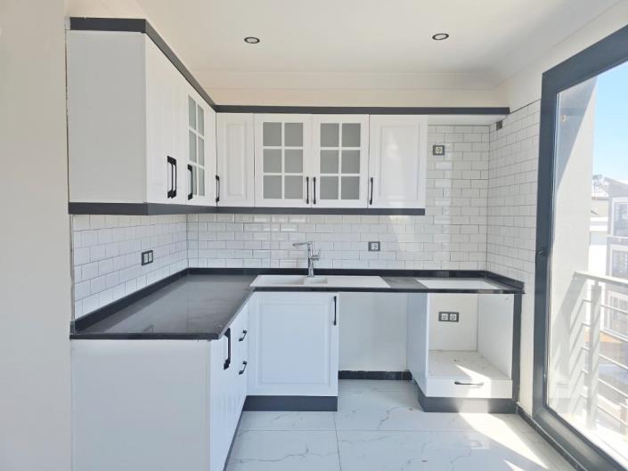 Image No.7-3 Bed Duplex for sale