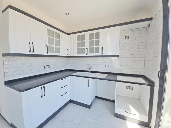 Image No.6-3 Bed Duplex for sale