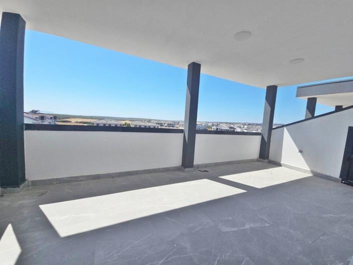 Image No.12-3 Bed Duplex for sale