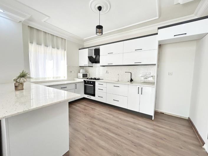 Image No.9-3 Bed Apartment for sale