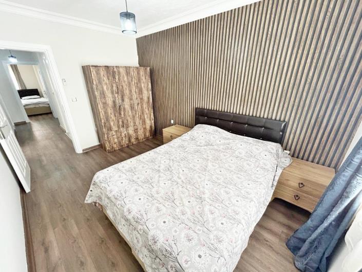 Image No.21-3 Bed Apartment for sale