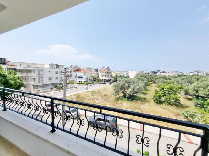 Image No.27-3 Bed Duplex for sale