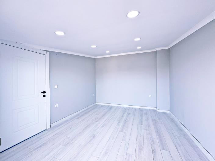 Image No.10-3 Bed Duplex for sale