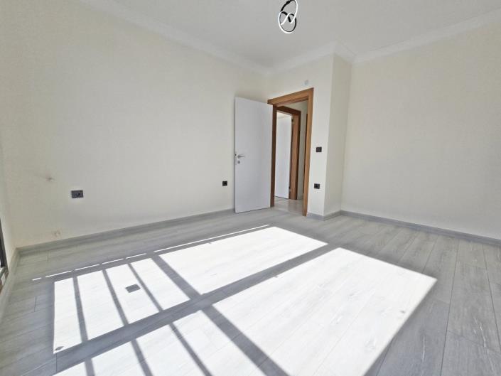 Image No.15-2 Bed Apartment for sale