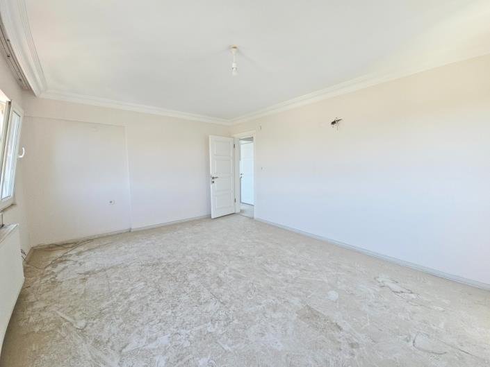 Image No.13-4 Bed Duplex for sale