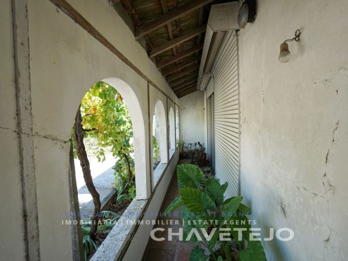 Image No.16-2 Bed Farmhouse for sale