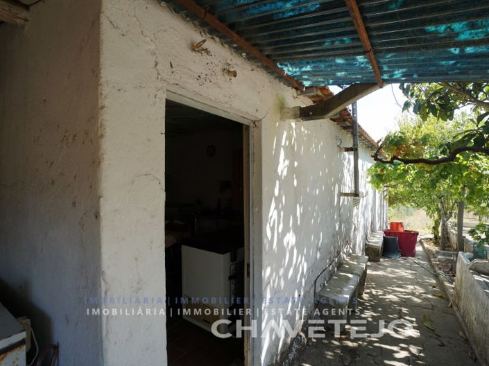 Image No.37-2 Bed Farmhouse for sale