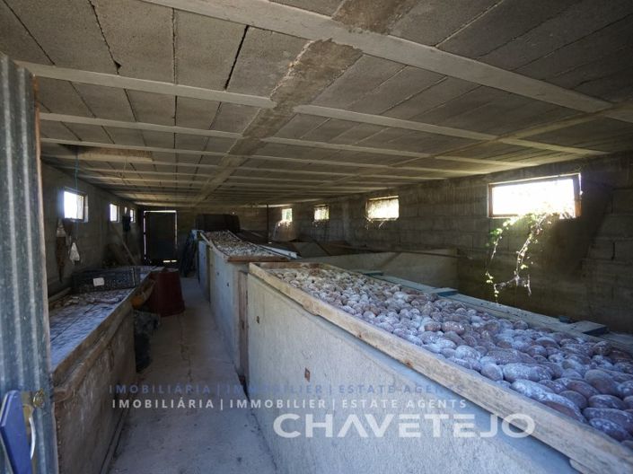 Image No.40-2 Bed Farmhouse for sale