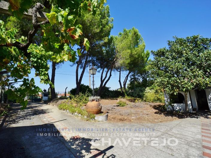 Image No.5-2 Bed Farmhouse for sale