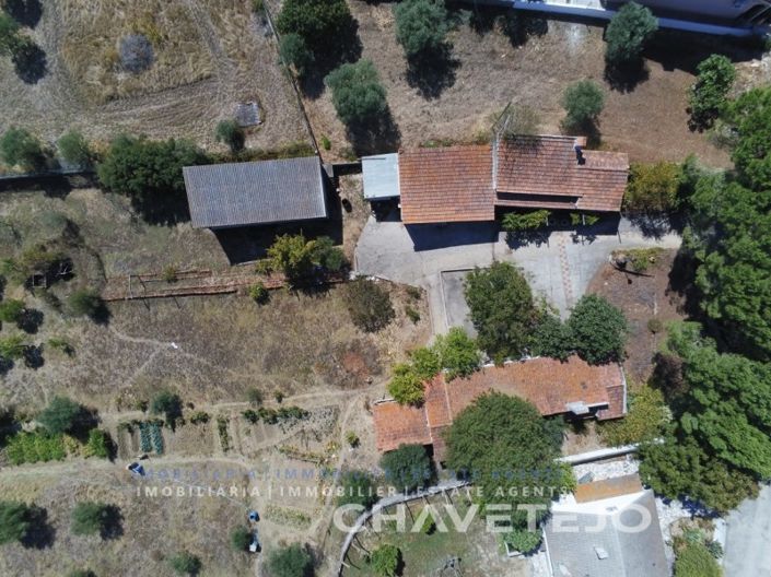 Image No.53-2 Bed Farmhouse for sale