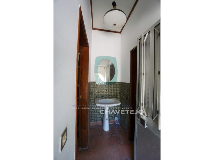 Image No.7-2 Bed Farmhouse for sale