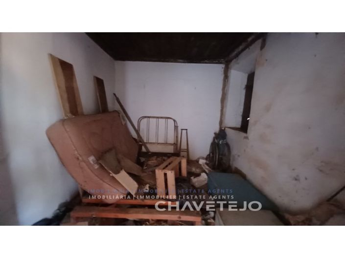 Image No.17-2 Bed House for sale