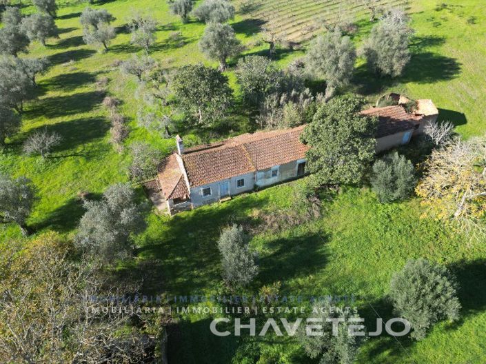 Image No.5-2 Bed House for sale