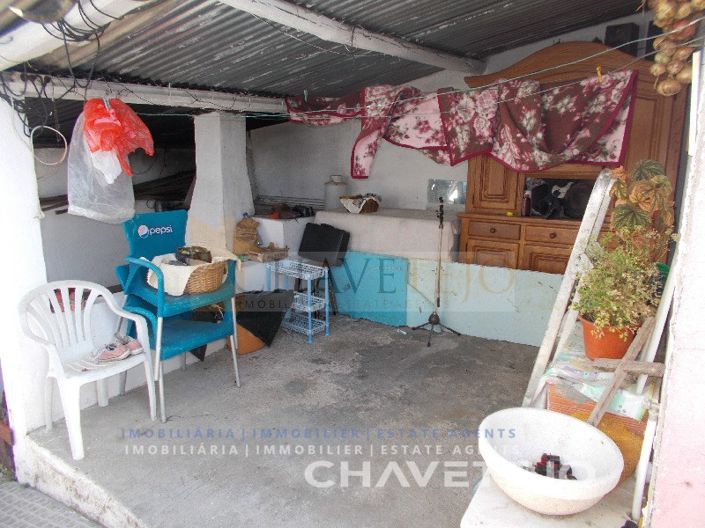 Image No.15-2 Bed House for sale