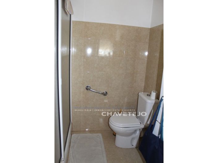 Image No.15-3 Bed Commercial for sale