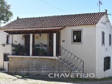 1 - Penela, House