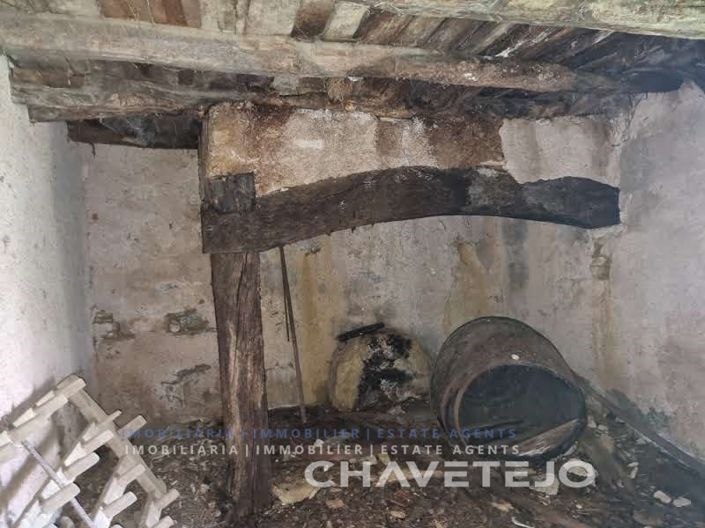 Image No.10-1 Bed House for sale