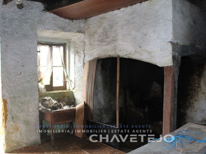 Image No.10-2 Bed House for sale