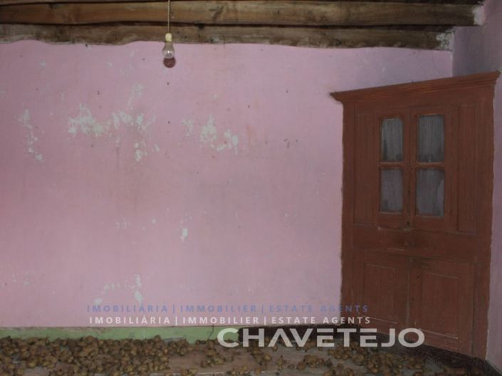 Image No.13-2 Bed House for sale