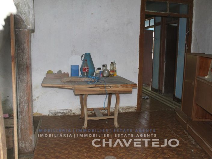 Image No.9-2 Bed House for sale