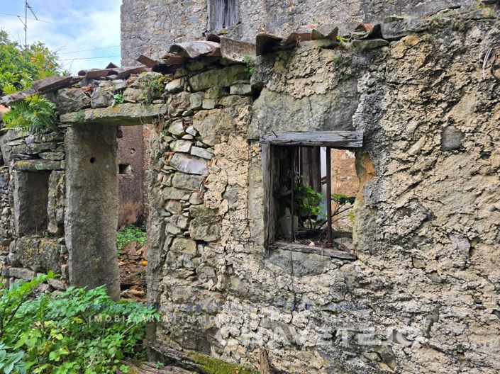 Image No.15-4 Bed House for sale