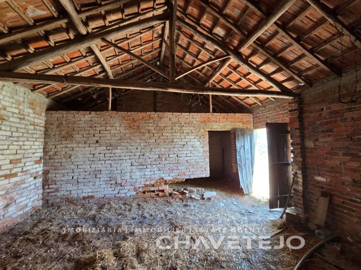 Image No.10-2 Bed House for sale