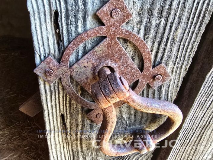 Image No.24-2 Bed House for sale