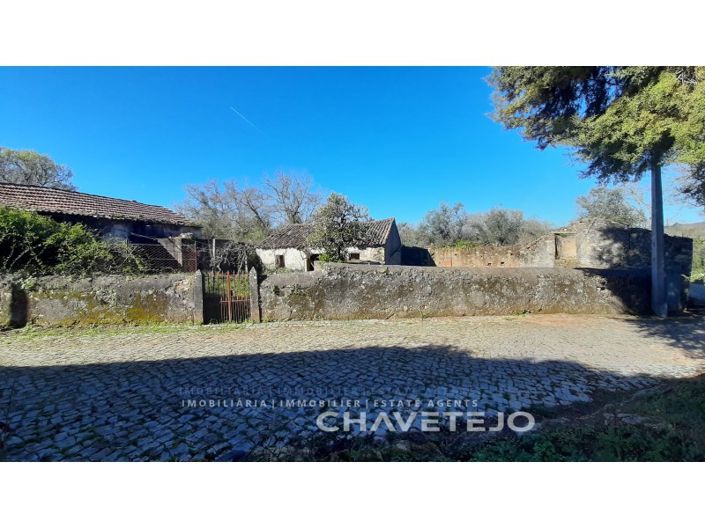 Image No.20-4 Bed House for sale