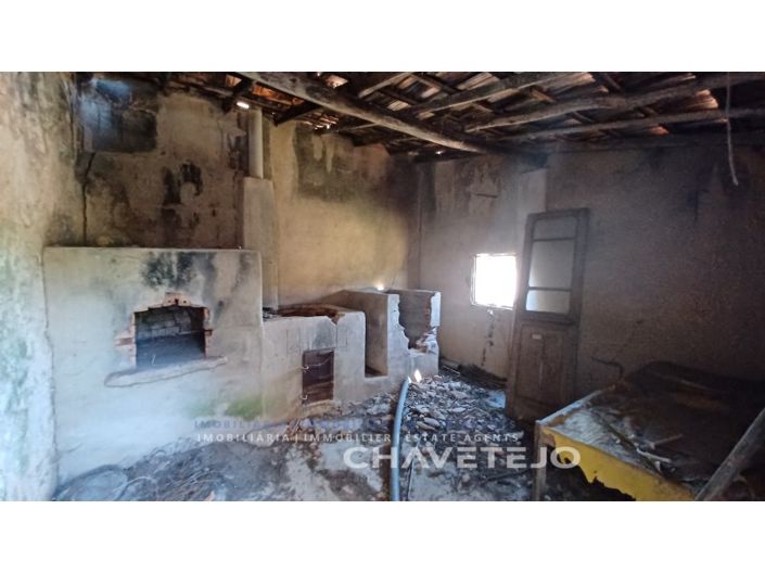 Image No.8-3 Bed House for sale