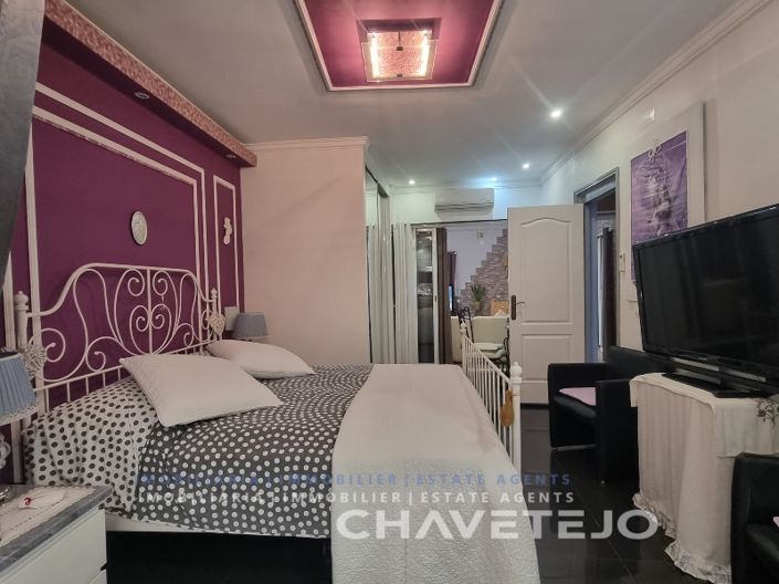 Image No.11-3 Bed House for sale