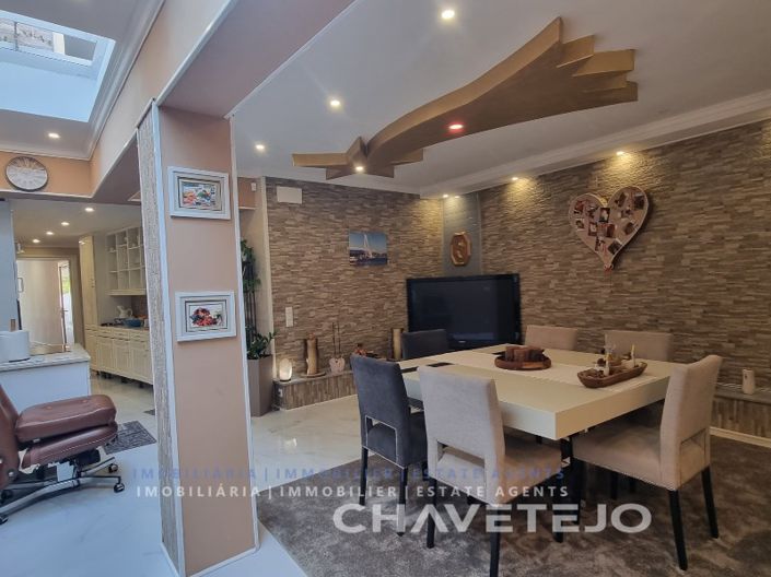 Image No.16-3 Bed House for sale