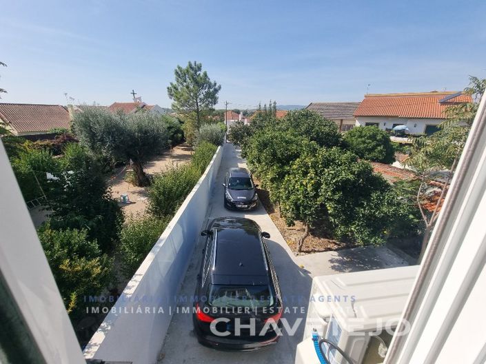 Image No.37-3 Bed House for sale