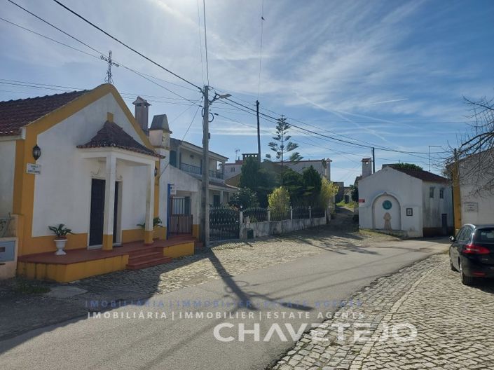 Image No.10-4 Bed House for sale