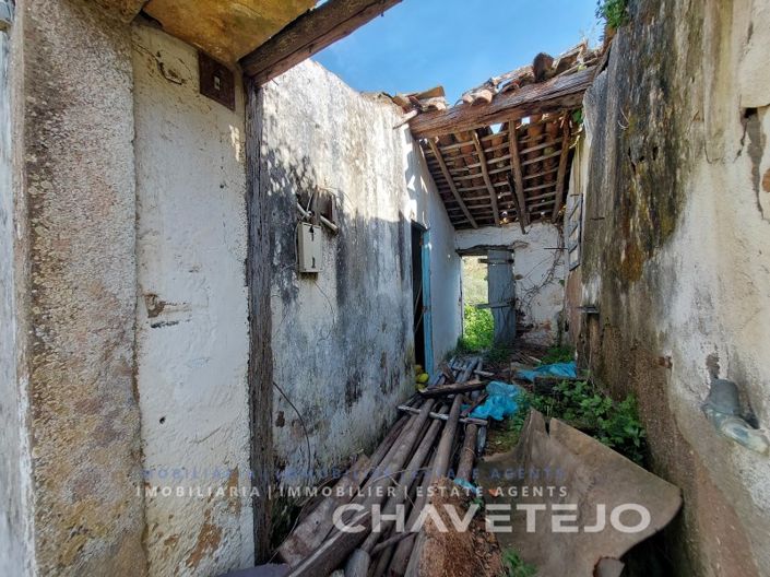 Image No.3-4 Bed House for sale