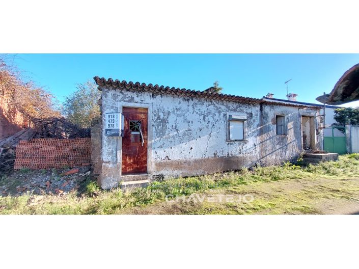 Image No.8-4 Bed House for sale