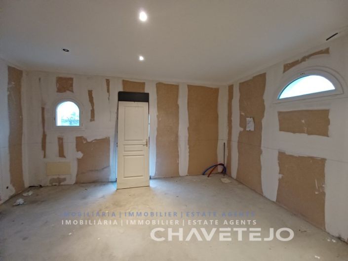 Image No.31-3 Bed House for sale